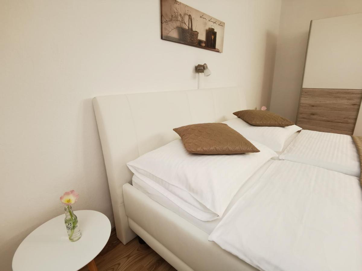 Hotel & Wirtshaus Hoedl-Kaplan Feldbach  Værelse billede