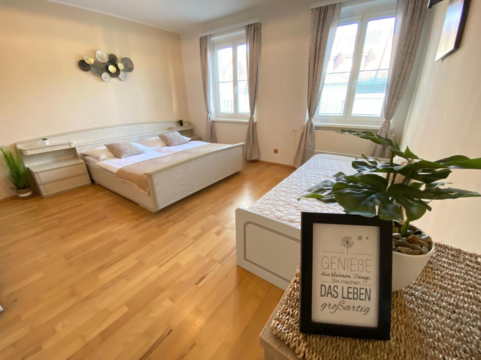 Hotel & Wirtshaus Hoedl-Kaplan Feldbach  Værelse billede